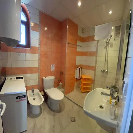 Mynook Garden 3-bedroom Maisonette Appartement *