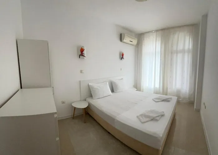 Mynook Garden 3-bedroom Maisonette Appartement Tchernomorets