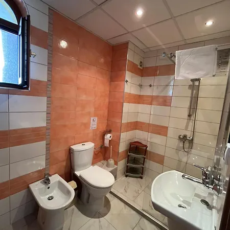 Mynook Garden 3-bedroom Maisonette Apartment Chernomorets