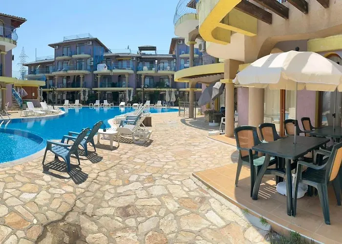 Mynook Garden 3-bedroom Maisonette