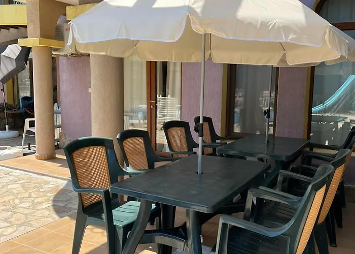 Apartment Mynook Garden 3-bedroom Maisonette