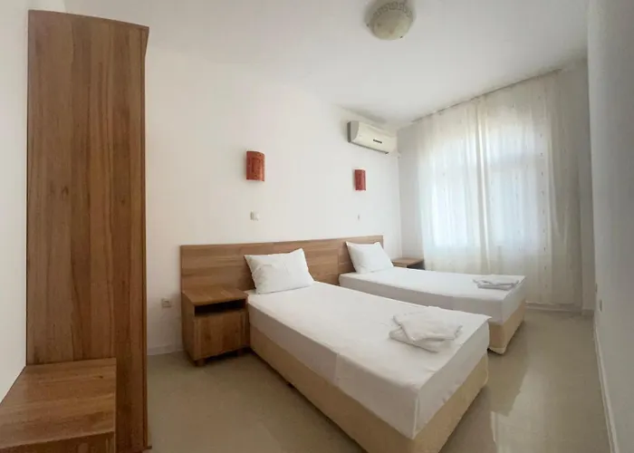 Mynook Garden 3-bedroom Maisonette Apartment